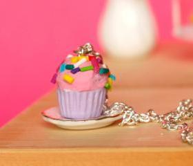 Cupcake kawaii sprinkles necklace