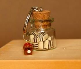 Chocolate wafers in a jar keychain